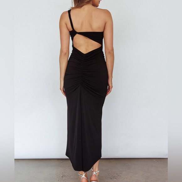 SELFIE LESLIE BLACK DRESS - Picture 2 of 2